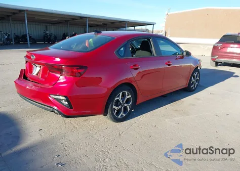 2019 Kia Forte Lxs z USA, uszkodzony, nr VIN 3KPF24AD2KE010939